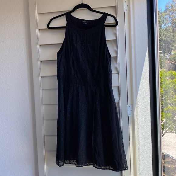 Theory Silk Halter Neck A-Line Leopard Dress! 🖤 - Picture 2 of 6